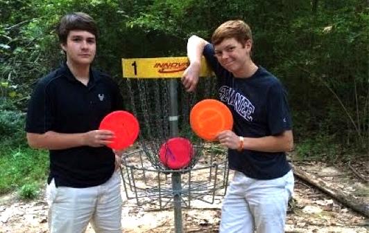 Jack Glosson (left) and Jake Epperson (right) show their support for Frisbee Golf. The two have planned to host a Frisbee Golf Tournament for their SIS project on Sunday, November 16.