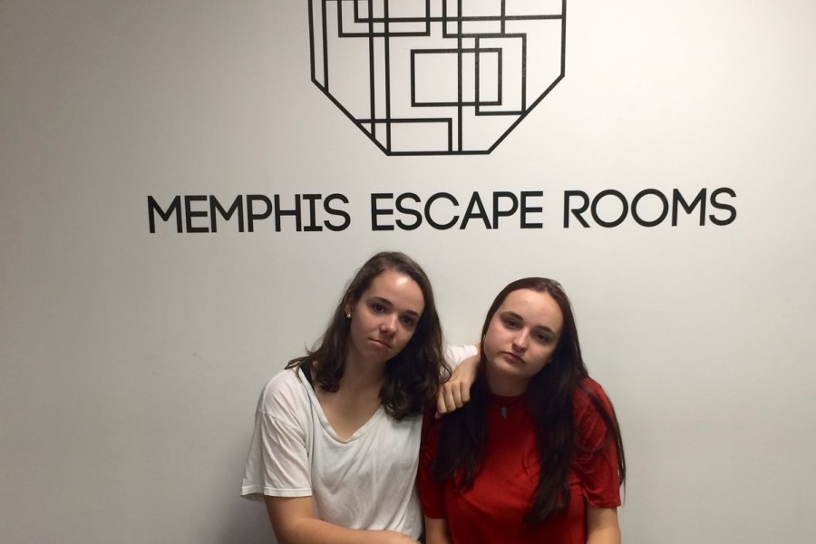 NewsGryphs try Memphis Escape Rooms. All three groups failed.