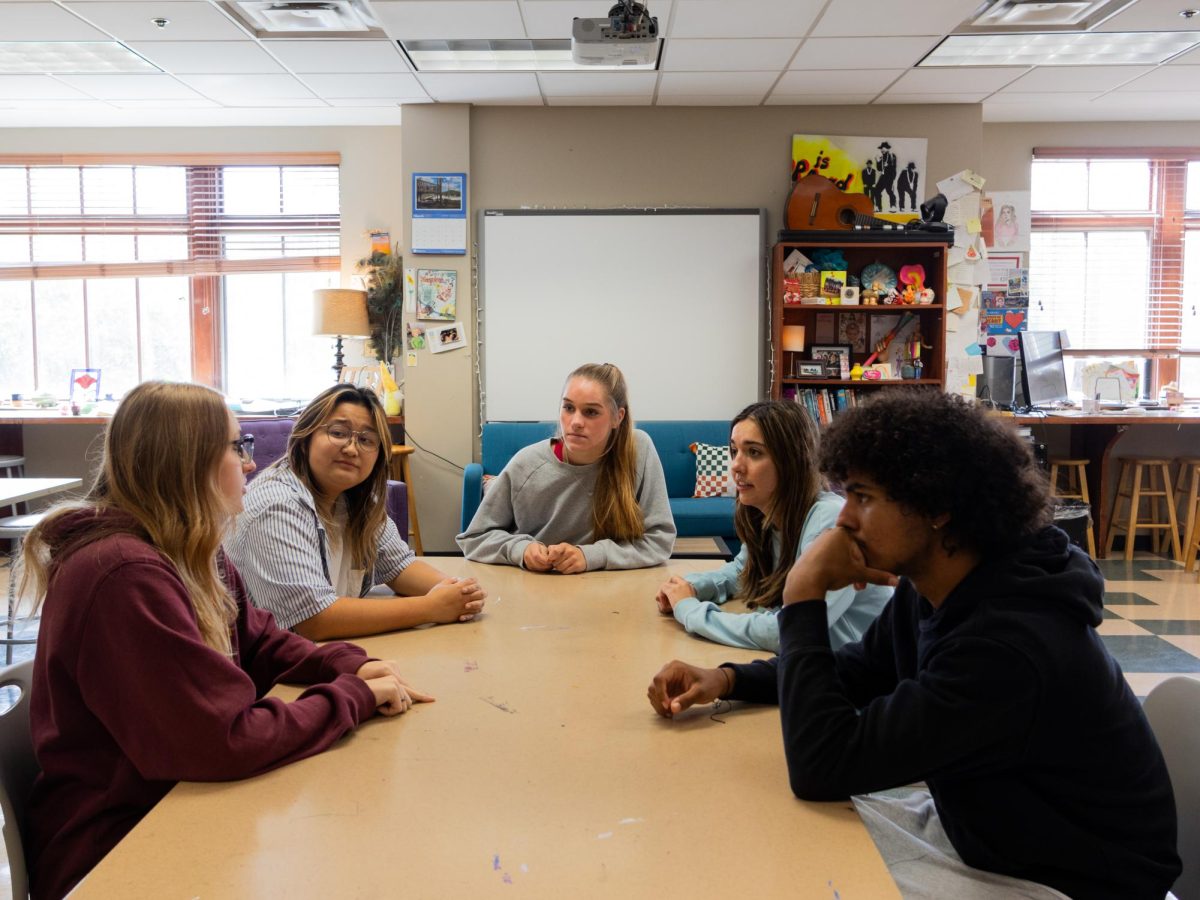 The Fine Arts Fanatics (Halligan Bulthaus '26, Autumn Phothirath '27, Elle Weathersby '27, Jayna Klco '26 and Hudson Corbin '26) discuss upcoming arts initiatives in Mrs. Webb's art room on Thursday, Sept. 25, 2025.